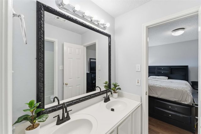 13103 Mossy Bark Lane, Houston, TX 77041