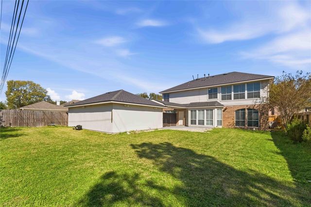 13103 Mossy Bark Lane, Houston, TX 77041