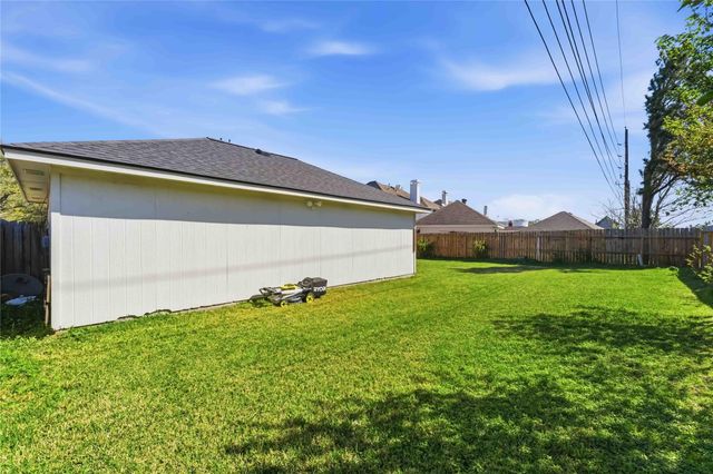 13103 Mossy Bark Lane, Houston, TX 77041