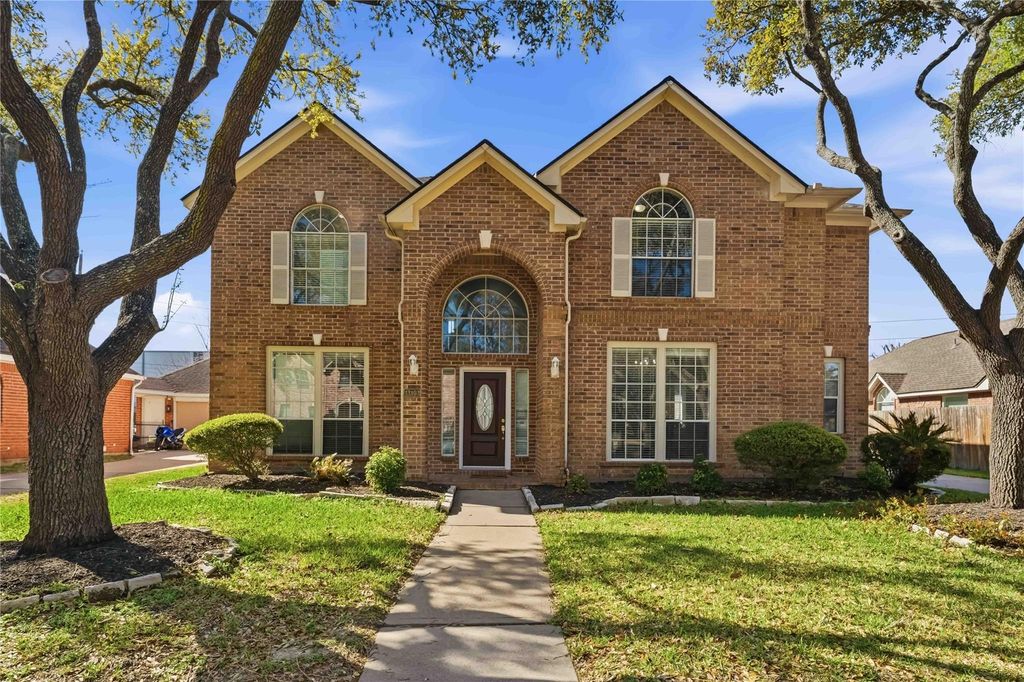 13103 Mossy Bark Lane, Houston, TX 77041