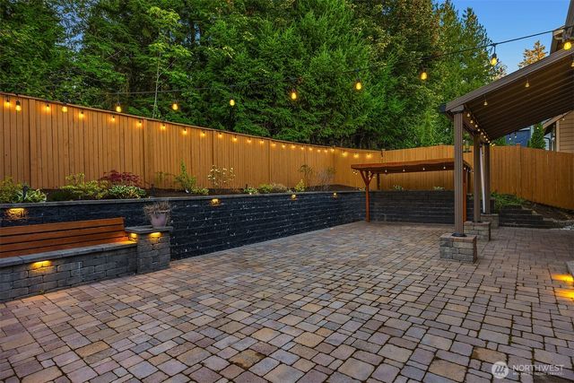 4727 245th Lane SE, Sammamish, WA 98074