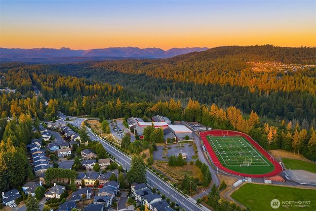 4727 245th Lane SE, Sammamish, WA 98074