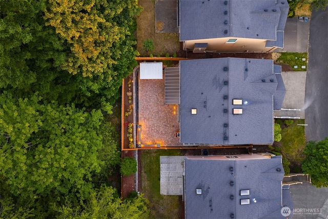 4727 245th Lane SE, Sammamish, WA 98074