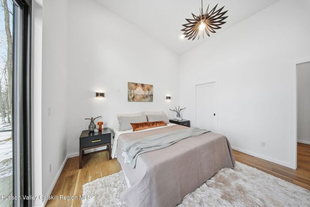 84 Skyline Drive, Neversink, NY 12765