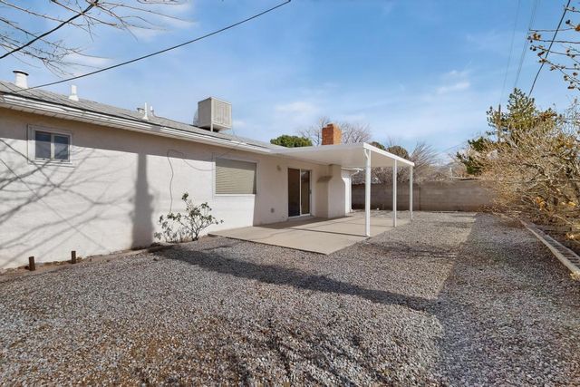 9500 Dona Marguerita Avenue NE, Albuquerque, NM 87111