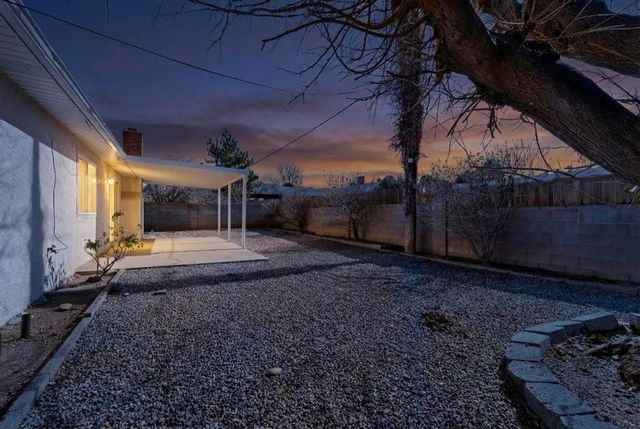 9500 Dona Marguerita Avenue NE, Albuquerque, NM 87111