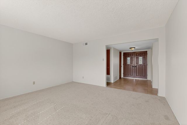 9500 Dona Marguerita Avenue NE, Albuquerque, NM 87111