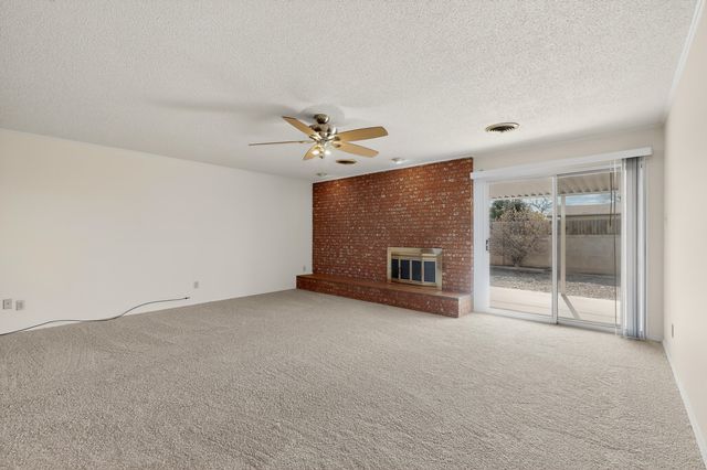 9500 Dona Marguerita Avenue NE, Albuquerque, NM 87111