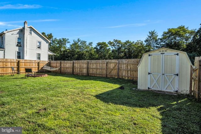 418 N 3RD ST, Newport, PA 17074