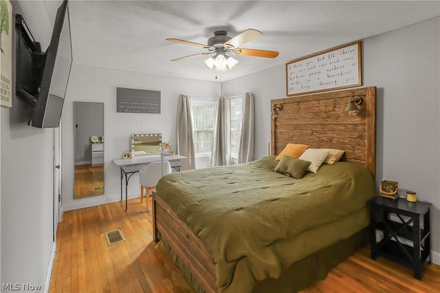 3456 Phalanx Mills Herner Road, Southington, OH 44470