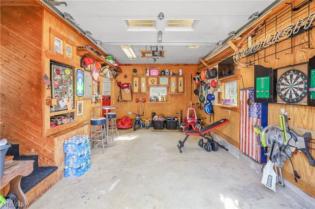 3456 Phalanx Mills Herner Road, Southington, OH 44470