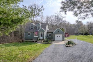 3456 Phalanx Mills Herner Road, Southington, OH 44470