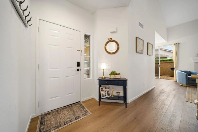 3876 Creststone, San Diego, CA 92130
