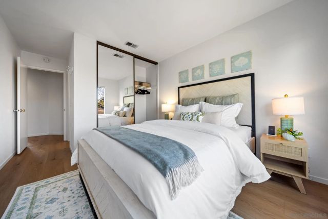 3876 Creststone, San Diego, CA 92130