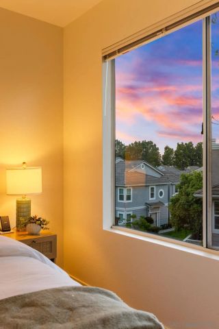3876 Creststone, San Diego, CA 92130