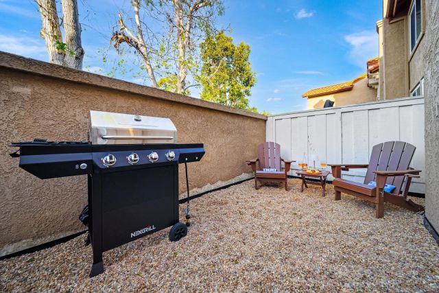 3876 Creststone, San Diego, CA 92130