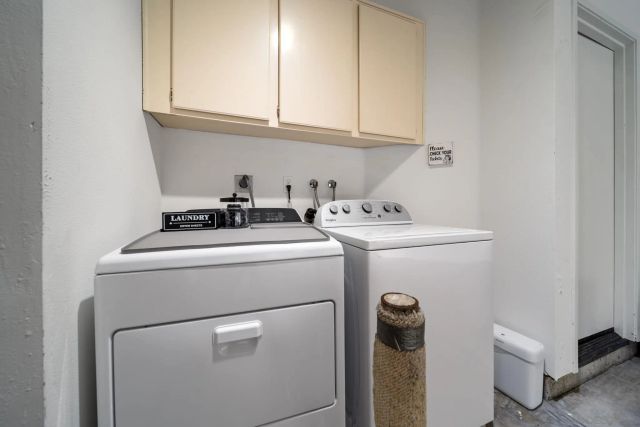 3876 Creststone, San Diego, CA 92130