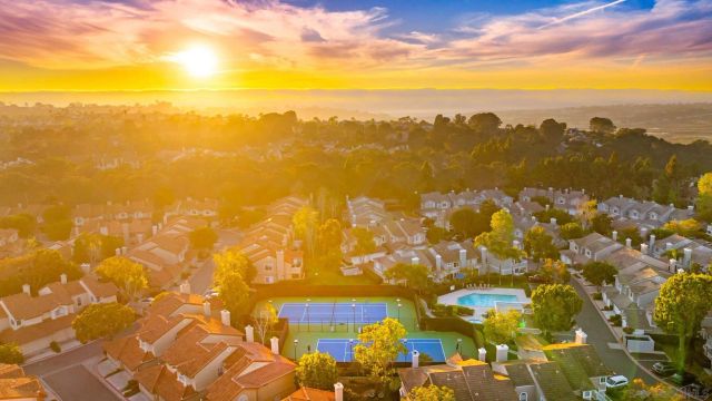 3876 Creststone, San Diego, CA 92130