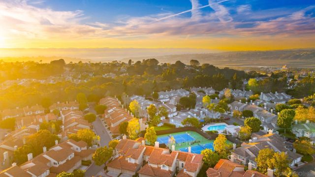 3876 Creststone, San Diego, CA 92130