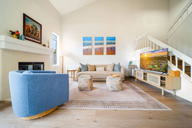 3876 Creststone, San Diego, CA 92130