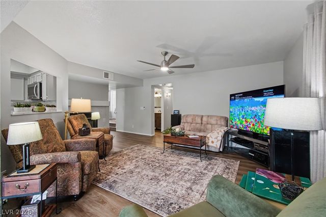 3224 Discovery Bay Court, Las Vegas, NV 89117