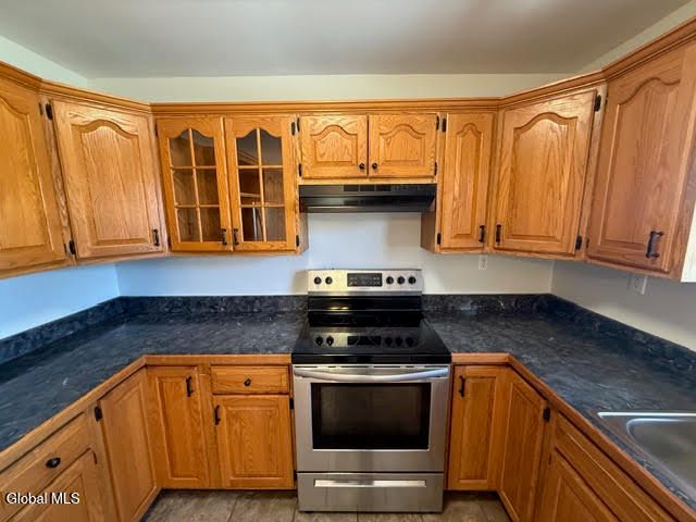 8 Orenda Spring Drive, Saratoga Springs, NY 12866