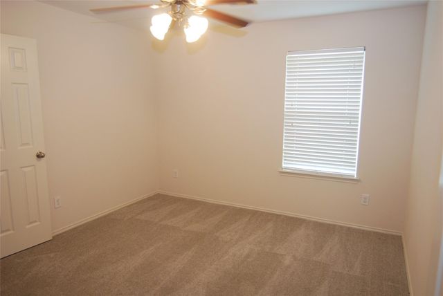 2834 Lockeridge Pines Drive, Spring, TX 77386