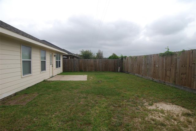 2834 Lockeridge Pines Drive, Spring, TX 77386