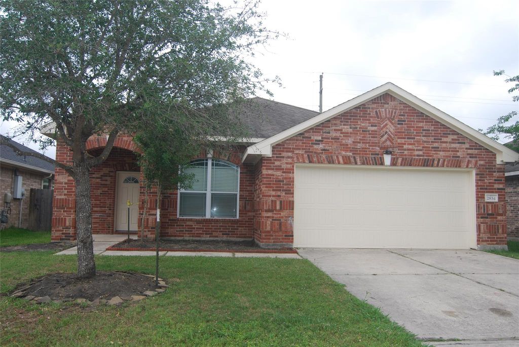 2834 Lockeridge Pines Drive, Spring, TX 77386