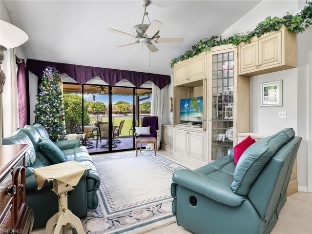 6658 Tannin LN A, Naples, FL 34109