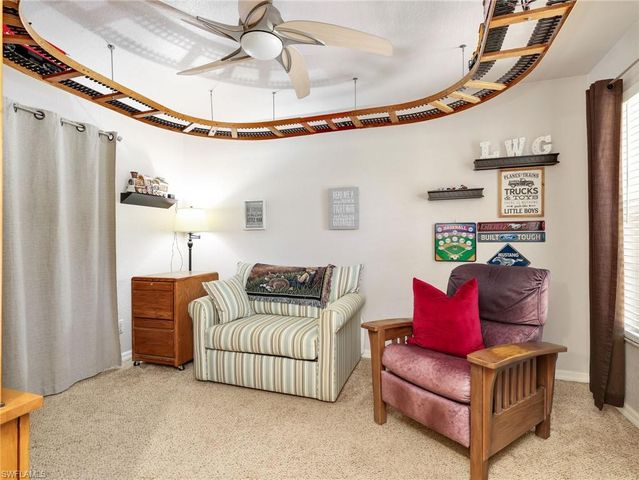 6658 Tannin LN A, Naples, FL 34109