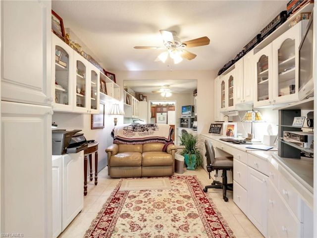 6658 Tannin LN A, Naples, FL 34109