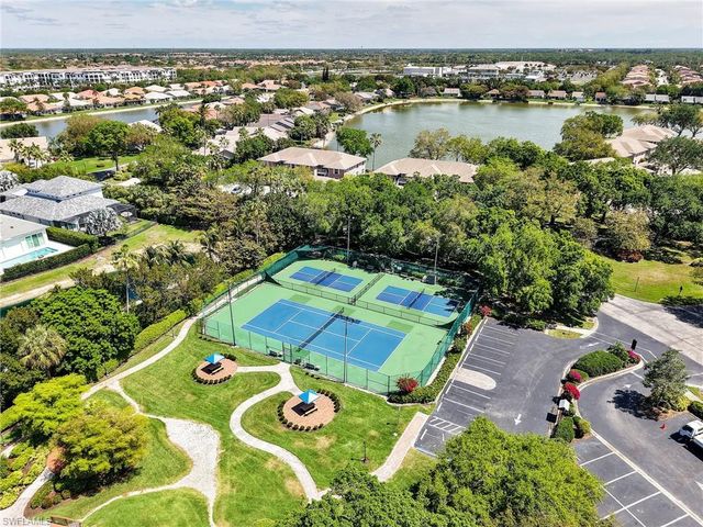 6658 Tannin LN A, Naples, FL 34109
