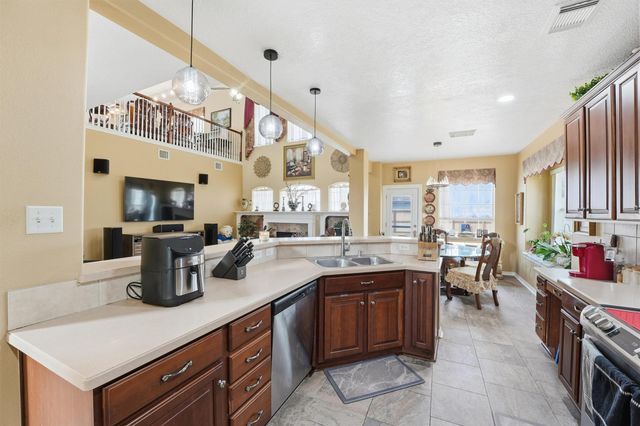 19103 Olympic Circle, Humble, TX 77346