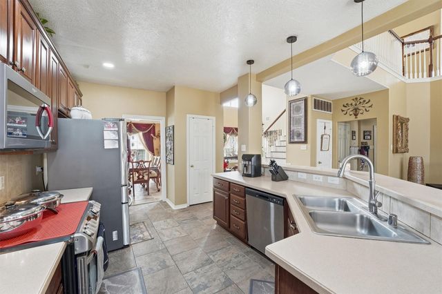 19103 Olympic Circle, Humble, TX 77346