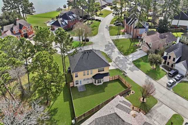 19103 Olympic Circle, Humble, TX 77346