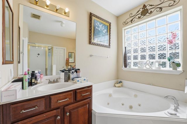 19103 Olympic Circle, Humble, TX 77346