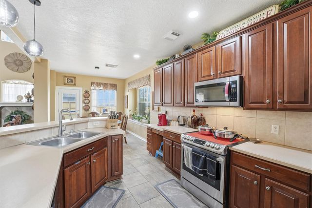 19103 Olympic Circle, Humble, TX 77346