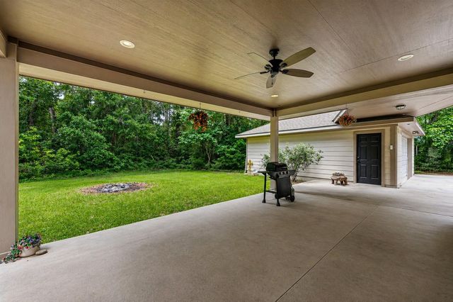 17136 Mustang Lane, New Caney, TX 77357