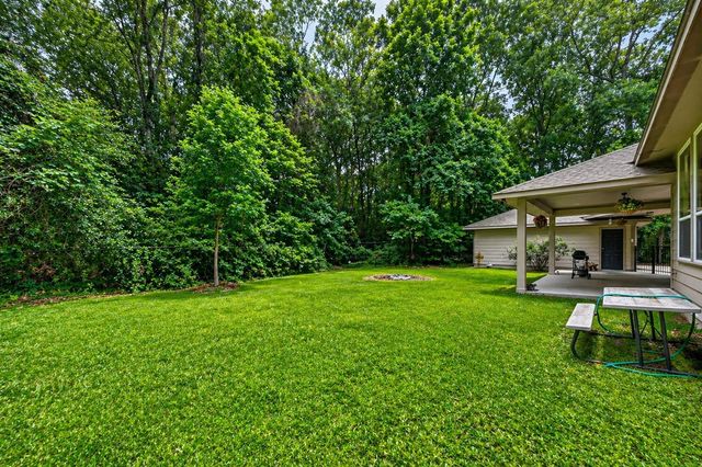 17136 Mustang Lane, New Caney, TX 77357
