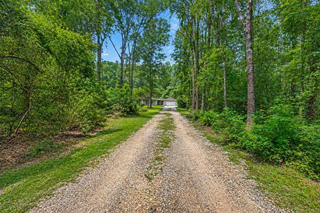 17136 Mustang Lane, New Caney, TX 77357