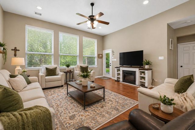 17136 Mustang Lane, New Caney, TX 77357