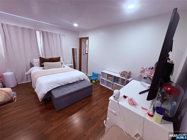 344 Valley Brook Avenue 1, Lyndhurst, NJ 07071
