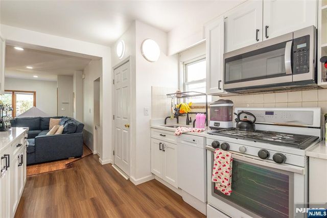 344 Valley Brook Avenue 1, Lyndhurst, NJ 07071
