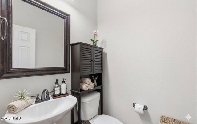 18624 W MOUNTAIN VIEW Road, Waddell, AZ 85355