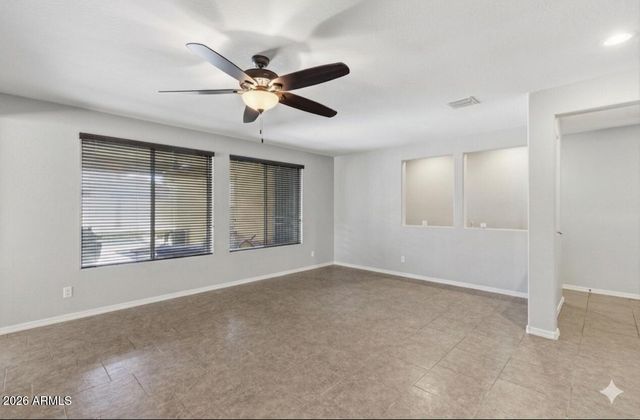 18624 W MOUNTAIN VIEW Road, Waddell, AZ 85355