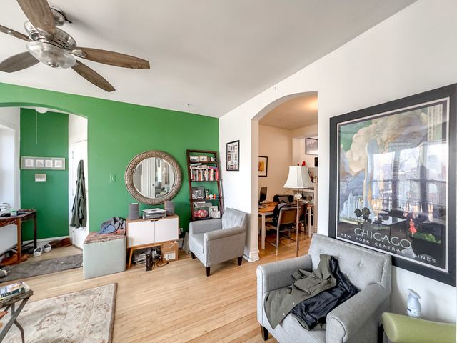 2019 N Humboldt Boulevard 1E, Chicago, IL 60647