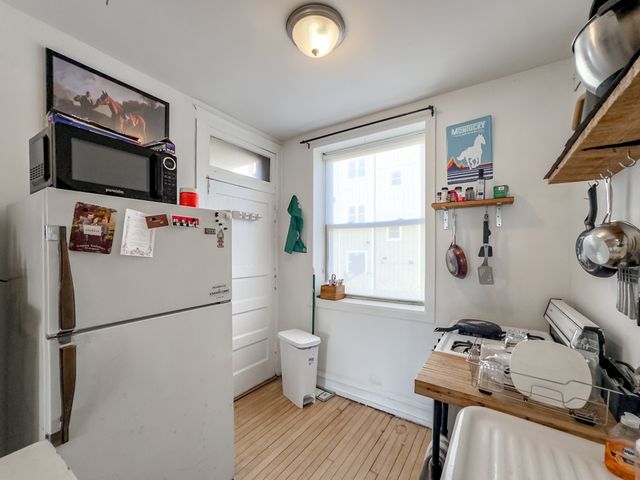 2019 N Humboldt Boulevard 1E, Chicago, IL 60647