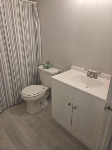 210 Pelham Road 201C, Fort Walton Beach, FL 32547