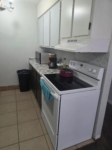 210 Pelham Road 201C, Fort Walton Beach, FL 32547